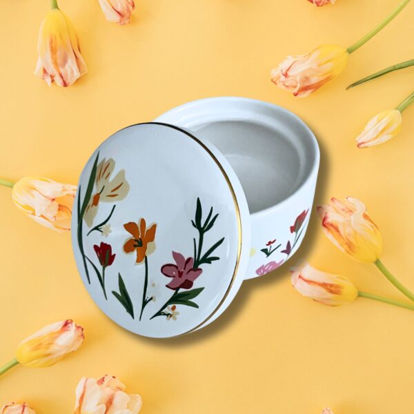 Spring Box Dish Spring Flowers Dish With Themed Items – Imagine2Crafters